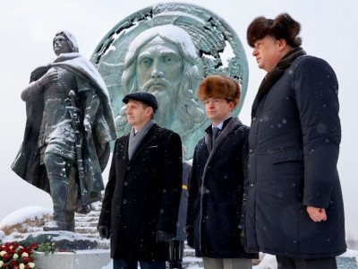 В России открыли памятник Александру Невскому