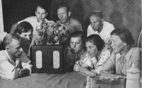   1941-
