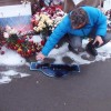 Разгромлен мемориал Немцова на мосту