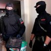 Чьи интересы защищали не спавшие с 7 утра дознаватели, оперативники и широкоплечие парни спортивного вида?
