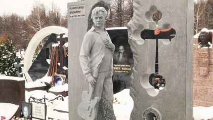 памятник на музыканту памятник на могиле музыканту